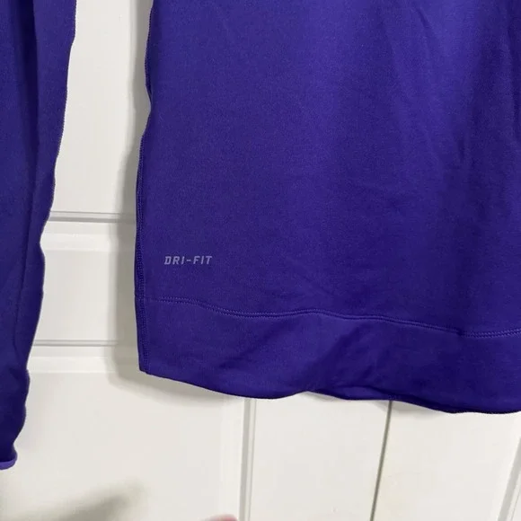 Nike Pro Dri FIT Kids Purple Long Sleeve Hoodie Athletic Top XL - Picture 3 of 10